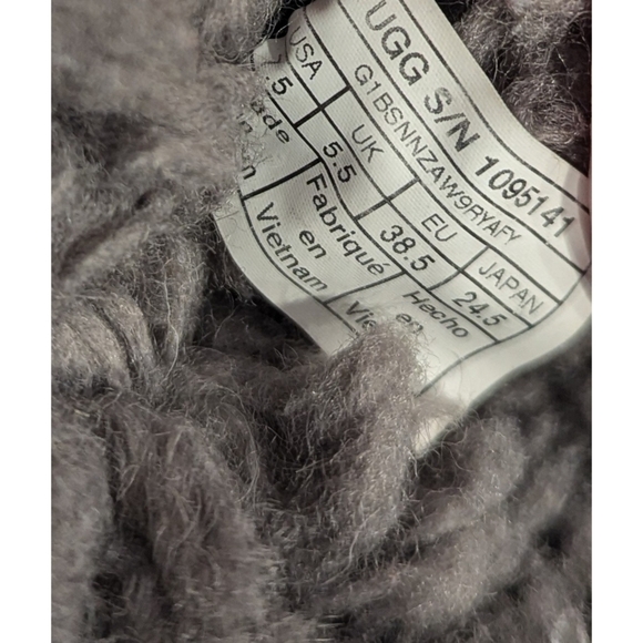 Ugg Adirondack Boots III in Black and Grey  Size 7.5 - Picture 13 of 14